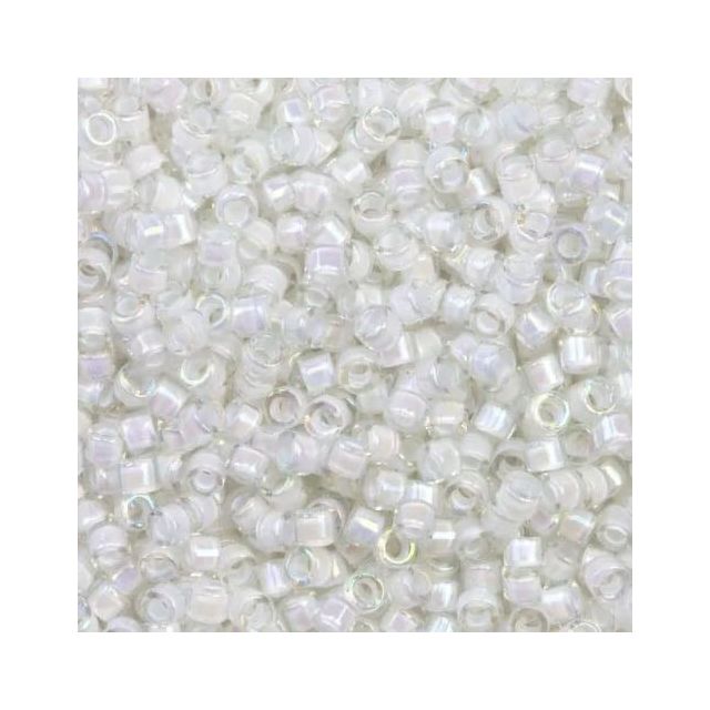 Miyuki Delica Kralen 2mm white lined crystal AB DB D702