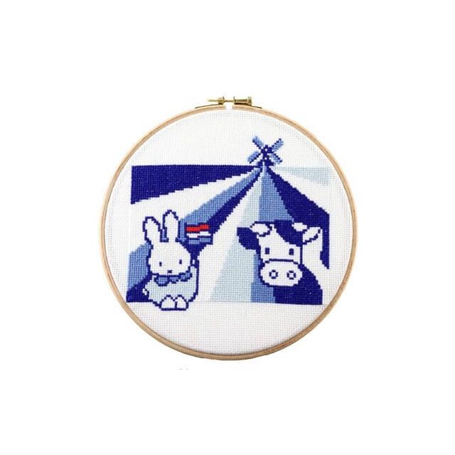 Borduurpakket Nijntje Hollands landschap met koe en molen 20cm van PAKO 076.276039