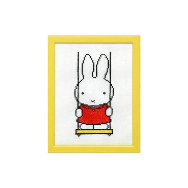 Borduurpakket Nijntje op schommel 13x17cm van PAKO 076.211605